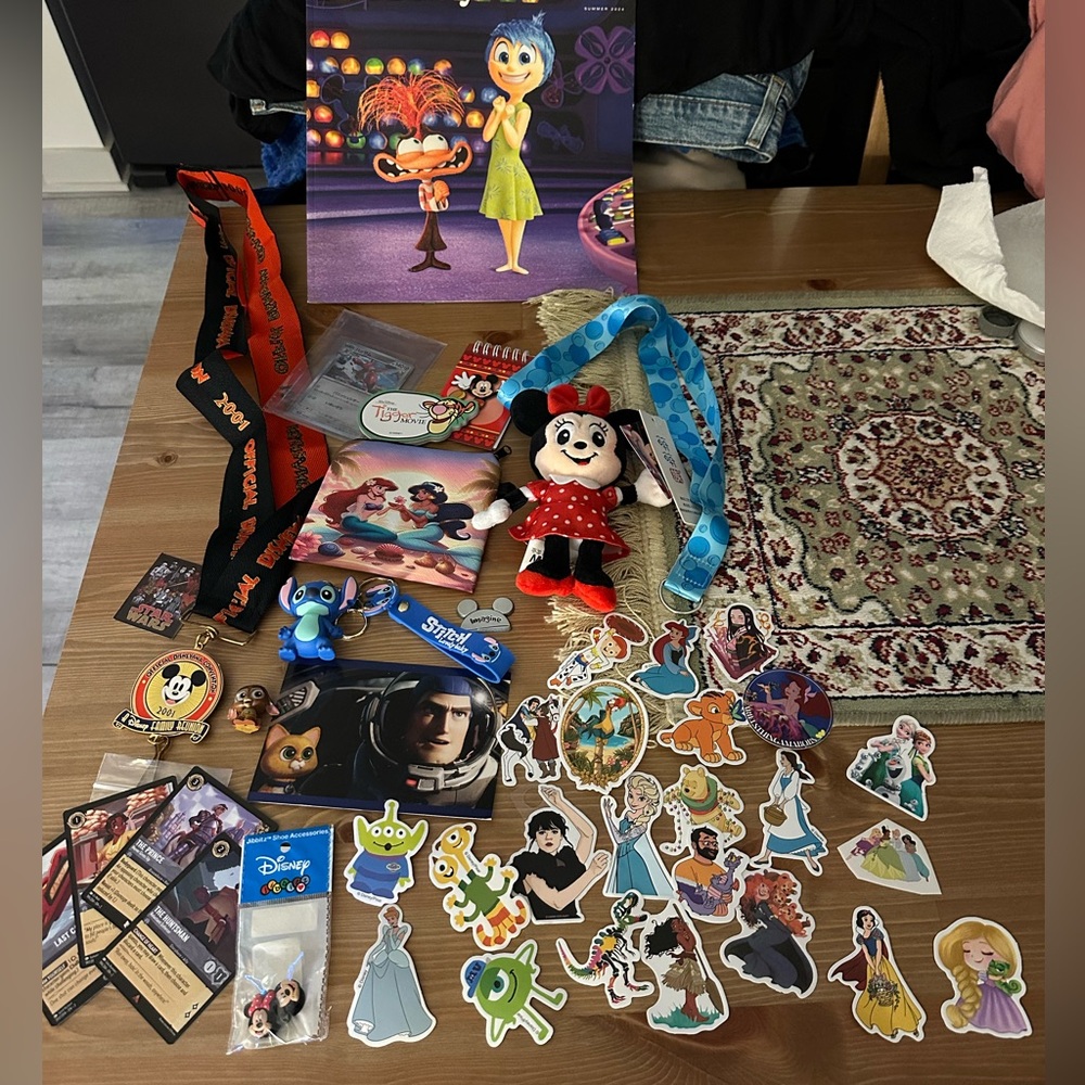 Disney items bundle